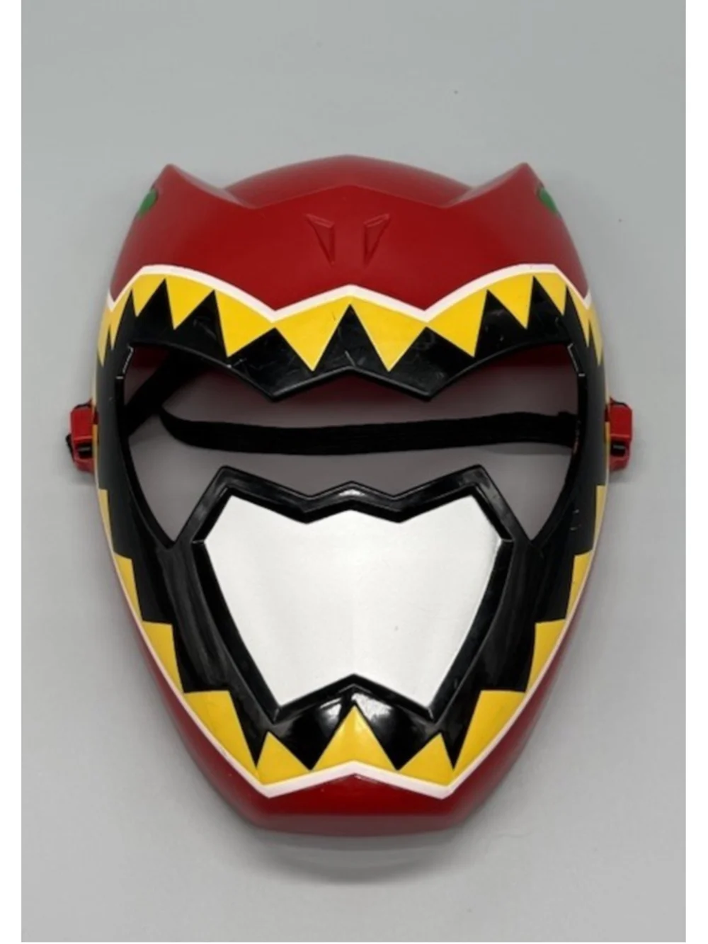 Mighty Morphin POWER RANGERS Dino Charge Red Ranger Mask Bandai 2014 Plastic